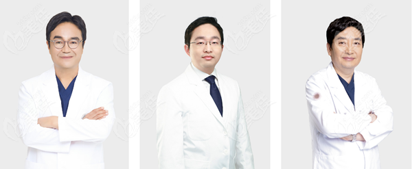Male hair transplant and hair loss treatment center team